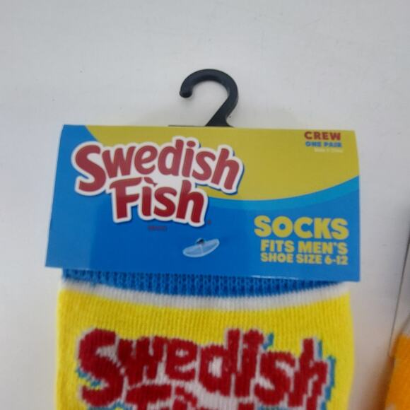 Set of 3 Designer Socks Sponge Bob Frosted Flakes Swedish Fish - Picture 6 of 8